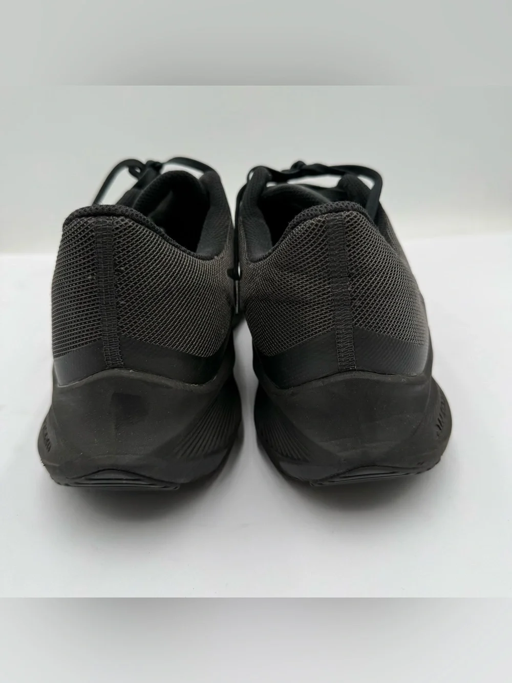 B45 Nike Zoom Winflo Shoes Mens Sz 14 Black Stained Running Sneakers CW3419-002